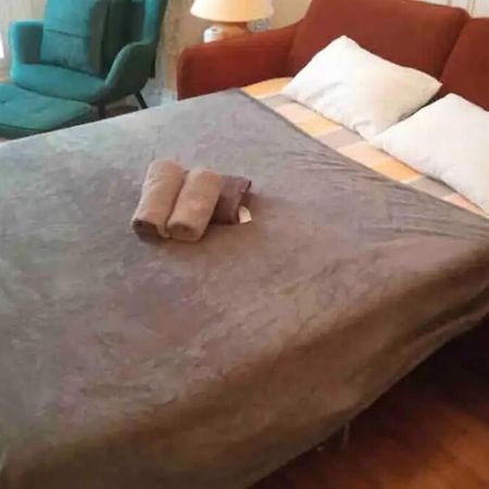 Appartment Close To Monuments ปารีส ภายนอก รูปภาพ